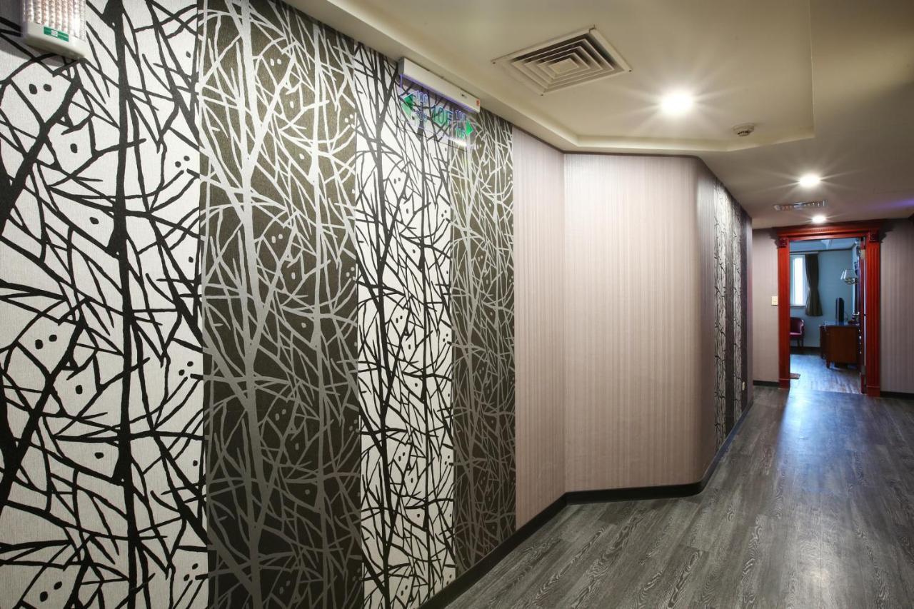 Hua Du Hotel Keelung Exterior foto